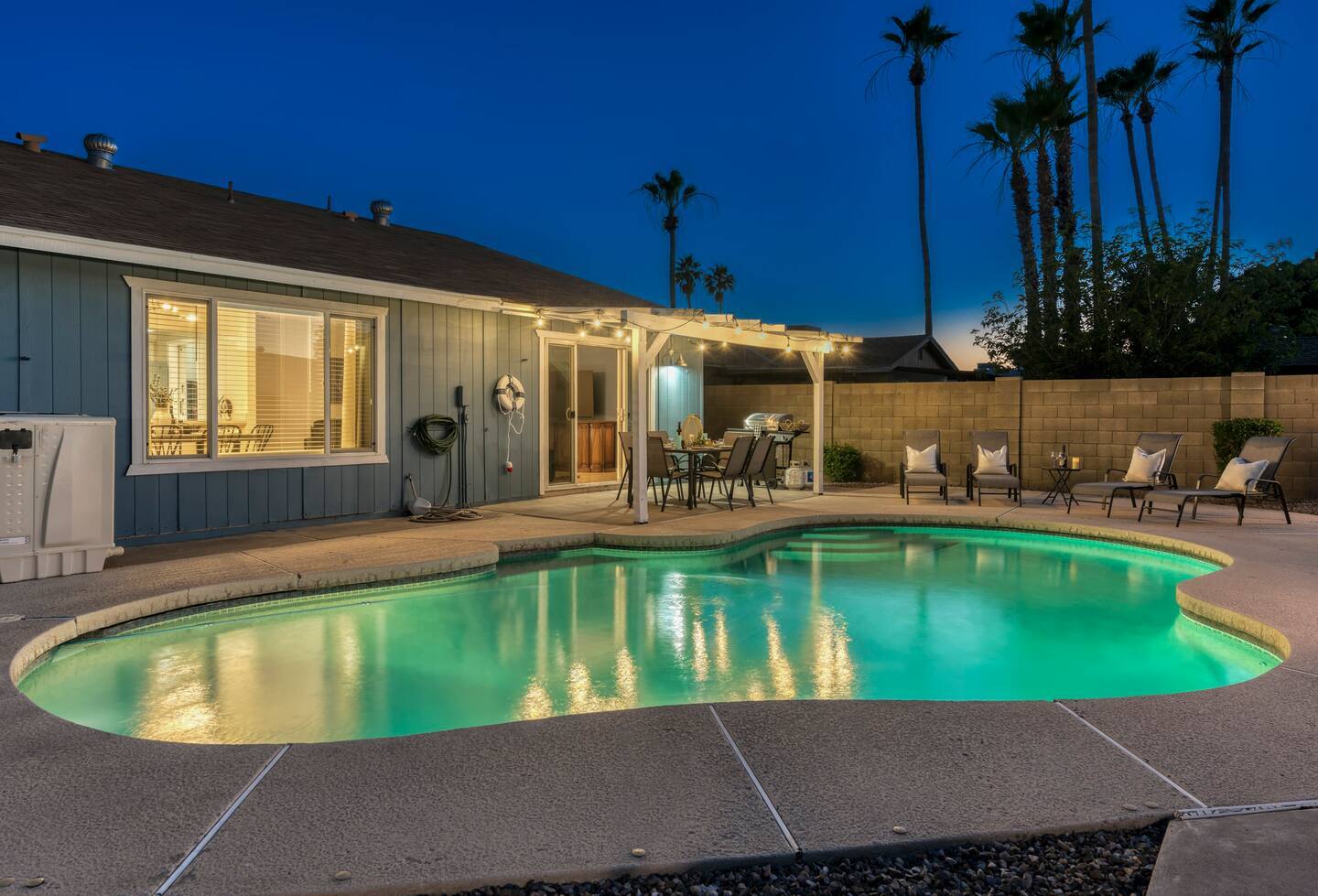 Luxurious private pool